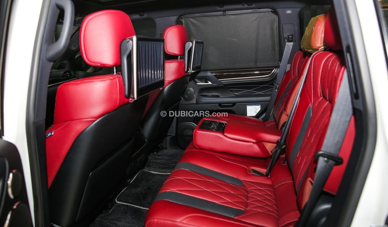 Lexus LX 570 Black Edition S