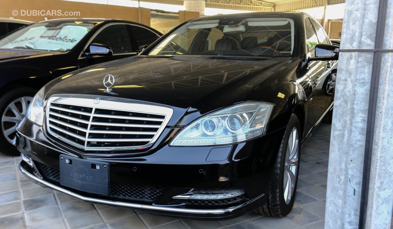 Mercedes-Benz S 550