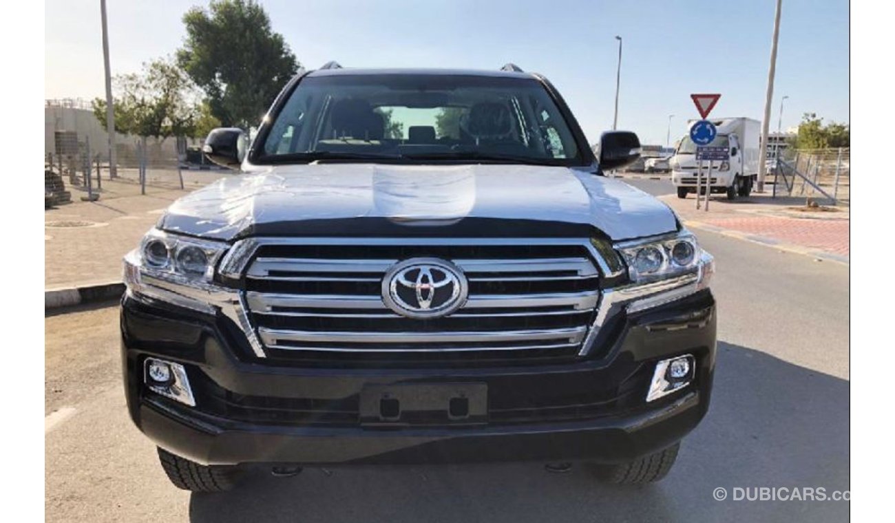 Toyota Land Cruiser Diesel 4.5L AT 2019 Model GXR ( EXPORT ONLY )