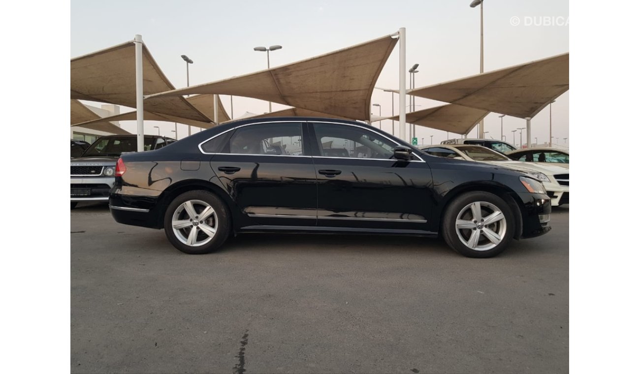 Volkswagen Passat 2015 GCC car prefect condition full service full option low mileage one owner