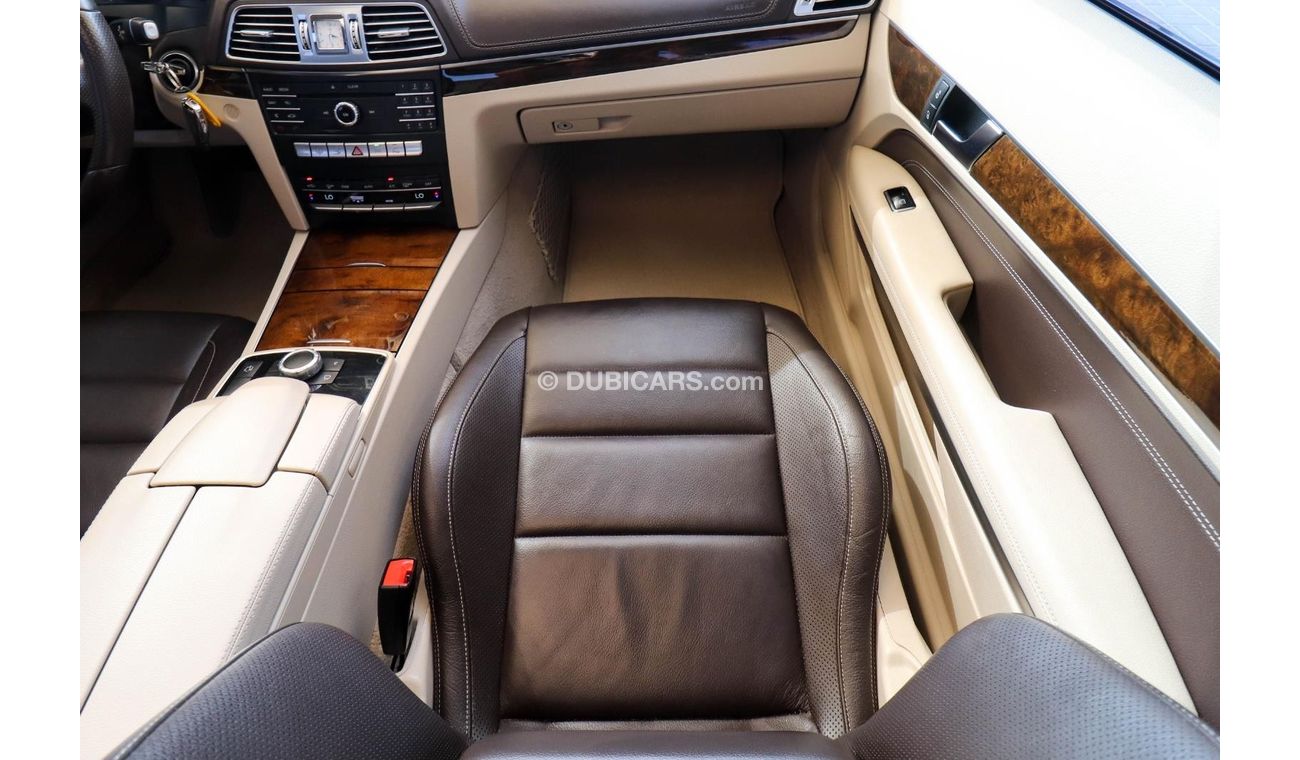 Mercedes-Benz E200 C207