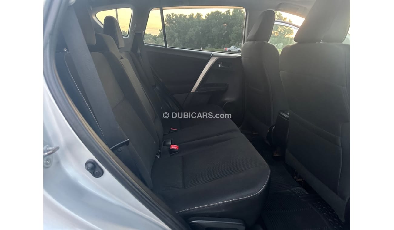 Toyota RAV4 EXR MODEL 2015  car prefect condition inside and outside low mileage