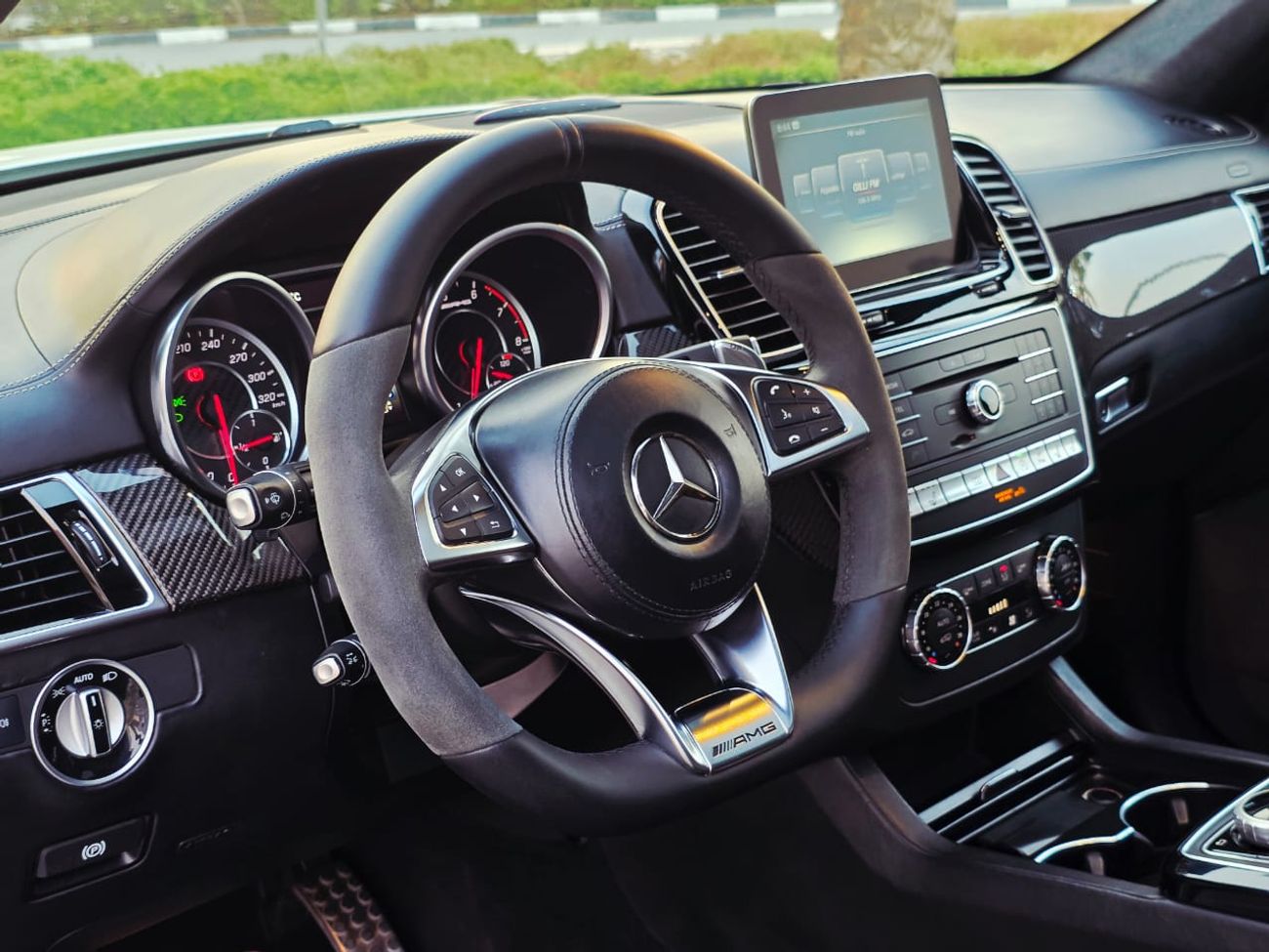 Mercedes-Benz GLS 63 GLS 63 AMG 2016 GCC FULL OPTION SPECIAL OPTIONS WITH CARBON FIBER 2KEY  VERY CLEAN