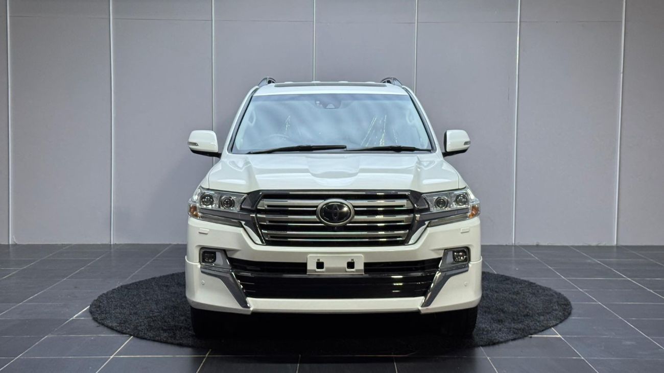 Toyota Land Cruiser Diesel 4.5 Liter L C SAHARA Right Hand Drive  4 Cameras