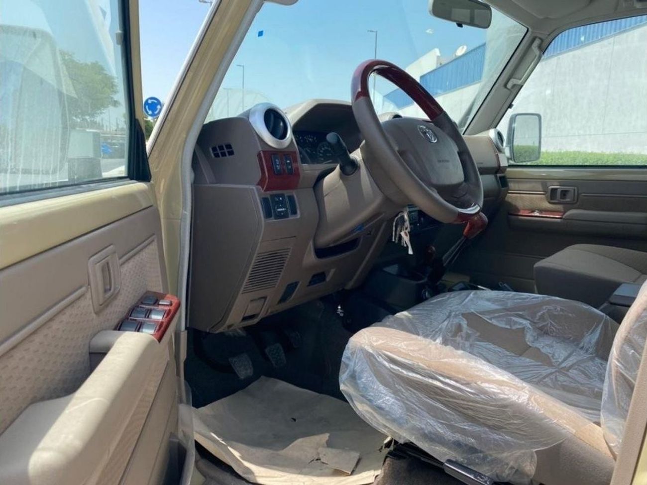 Toyota Land Cruiser 70