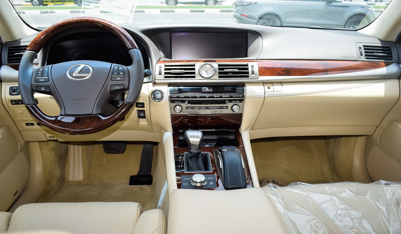 Lexus LS460