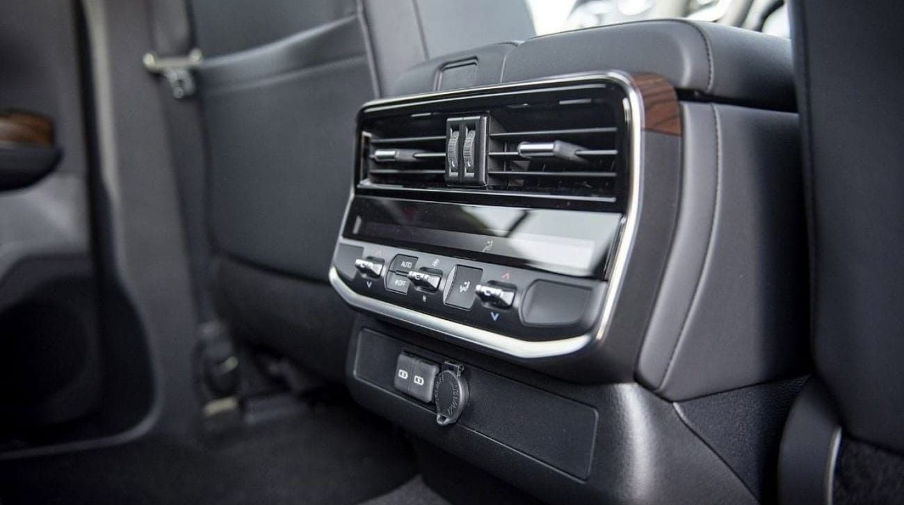 Toyota Land Cruiser LAND CRUISER VX 3.5L