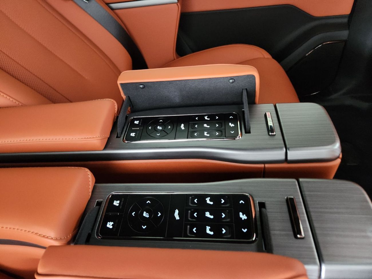 ROX 01 VIP 1.5L-4CYL TURBO ENGINE 350 KW DUAL MOTOR VIP 10 YRS WARRANTY