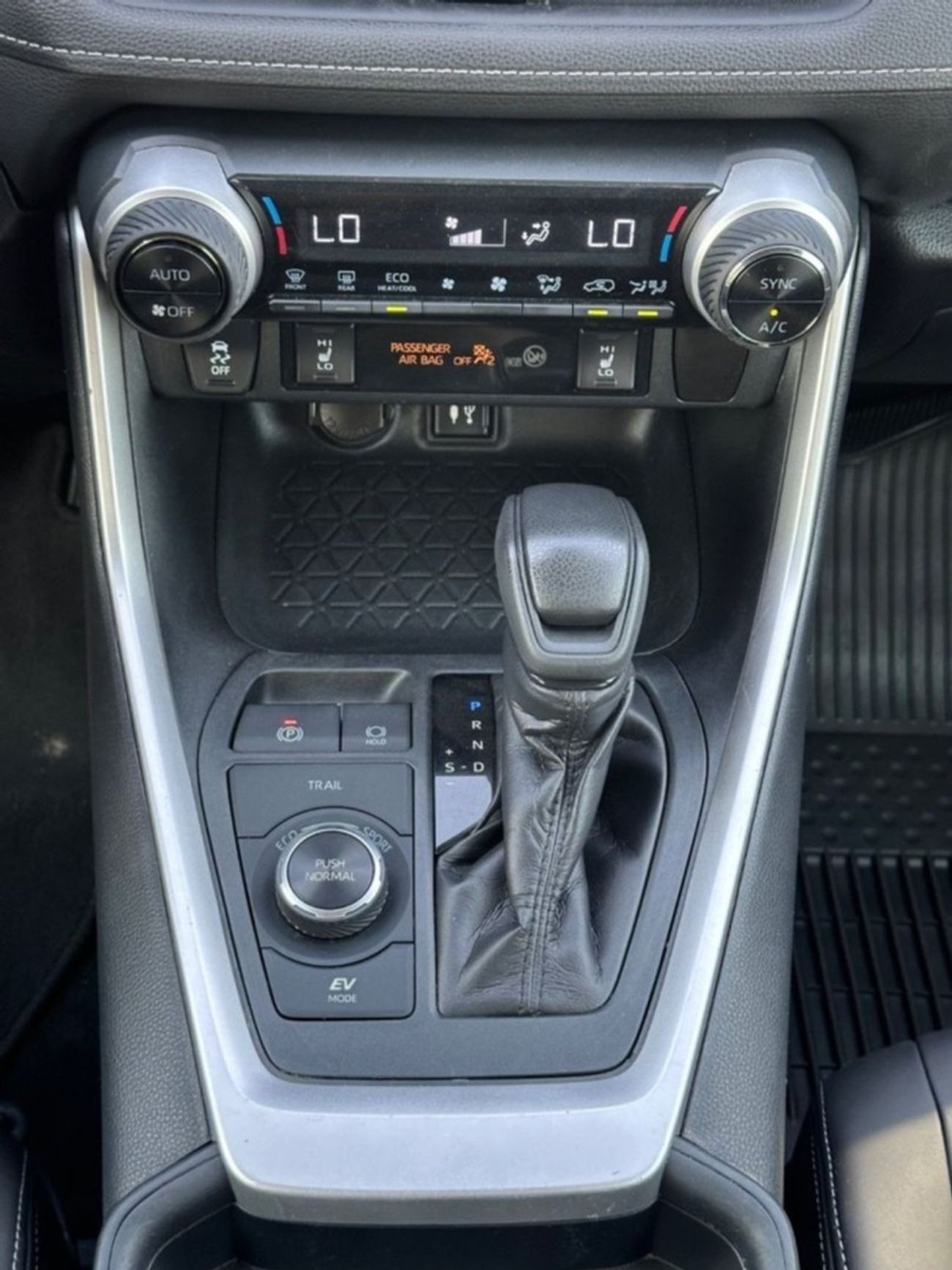 Toyota RAV4 Hybrid XLE 2.5L XLE premium