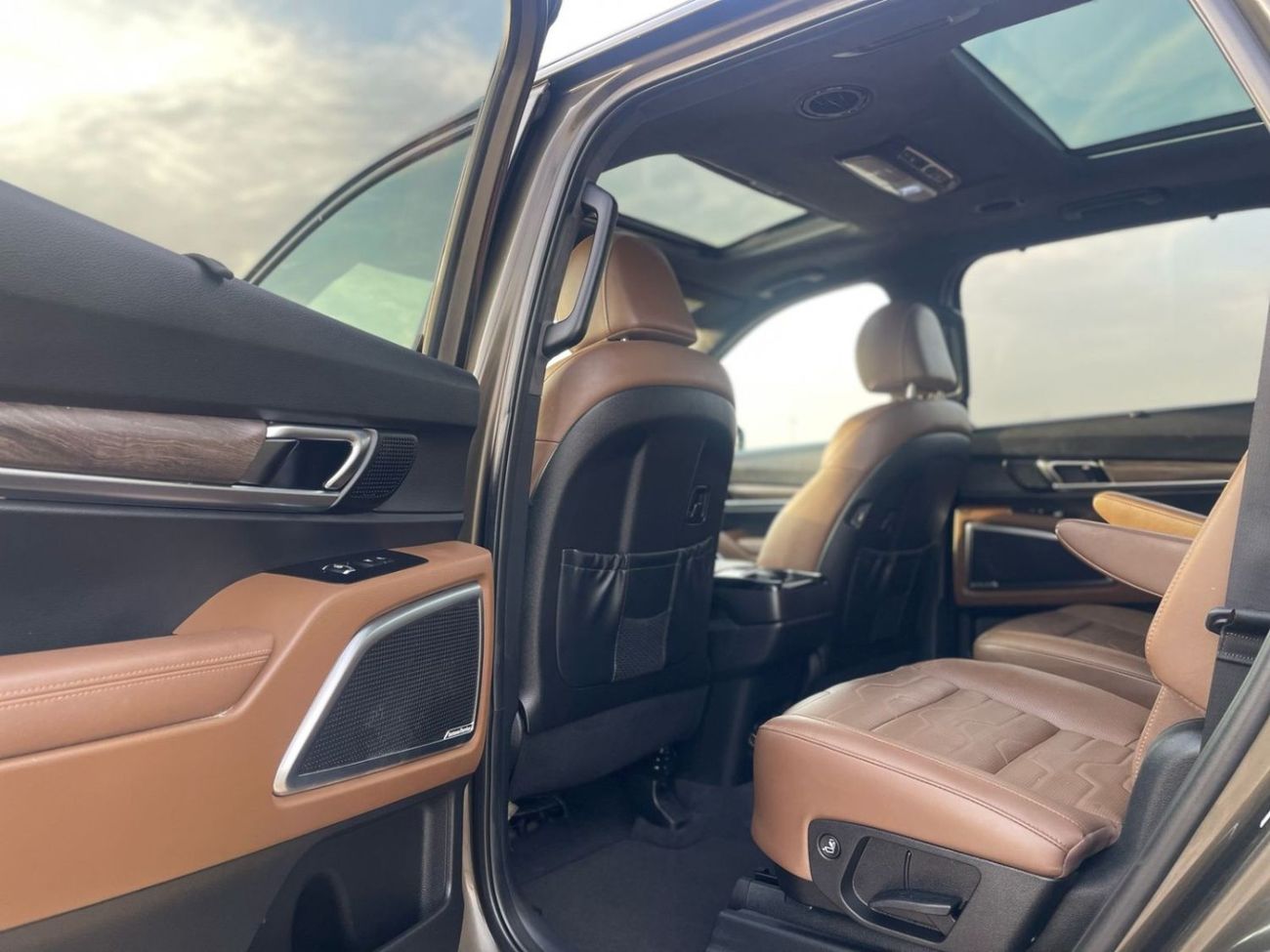 Kia Telluride 2022 Kia Telluride SX Prestige Black Edition Full Option Panoramic View - 360* CAM - HUD - 7 Seater