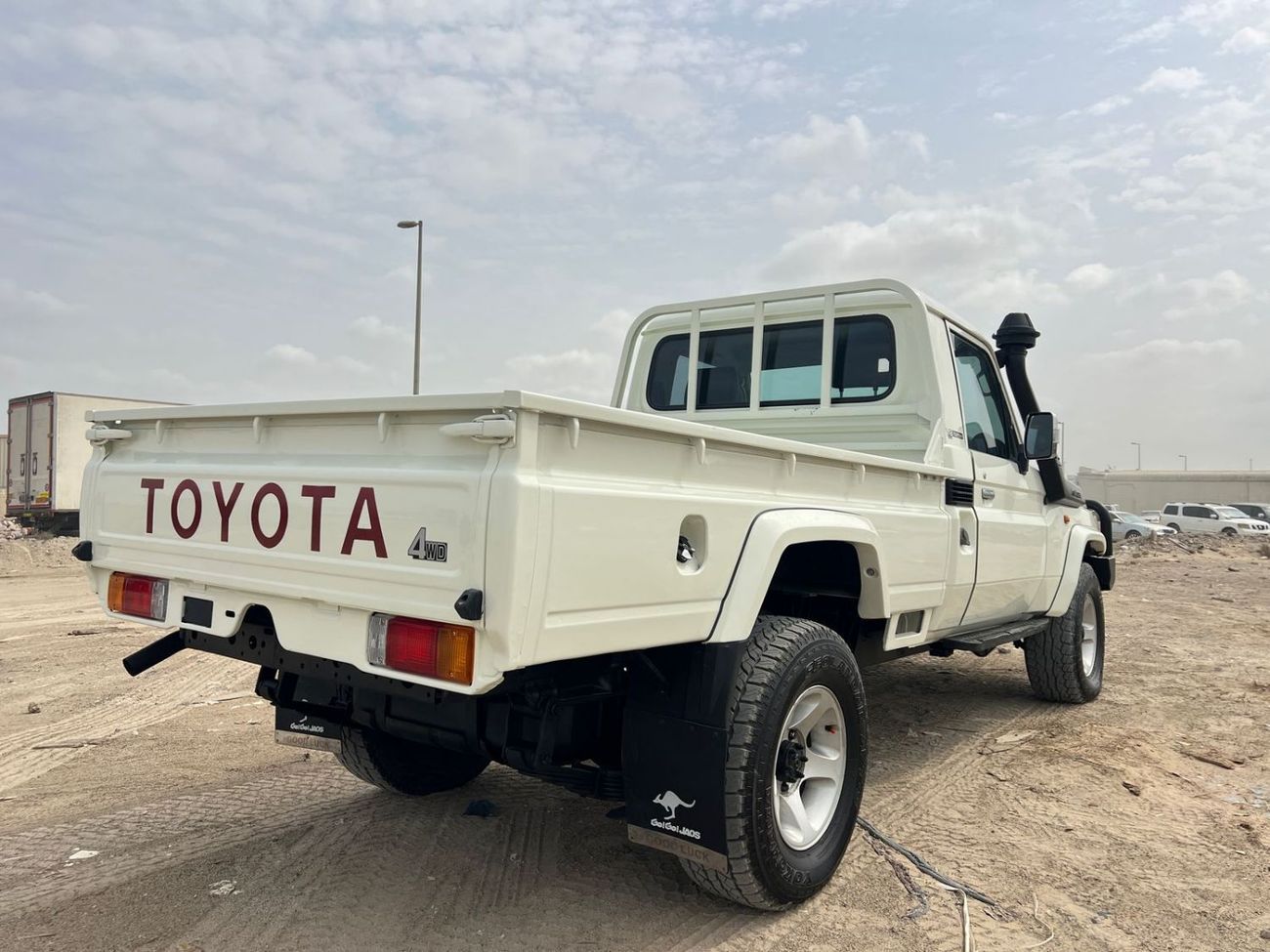 تويوتا لاند كروزر بيك آب RIGHT HAND VEHICLE ONLY FOR EXPORT 4.5L 4WD DIESEL MT