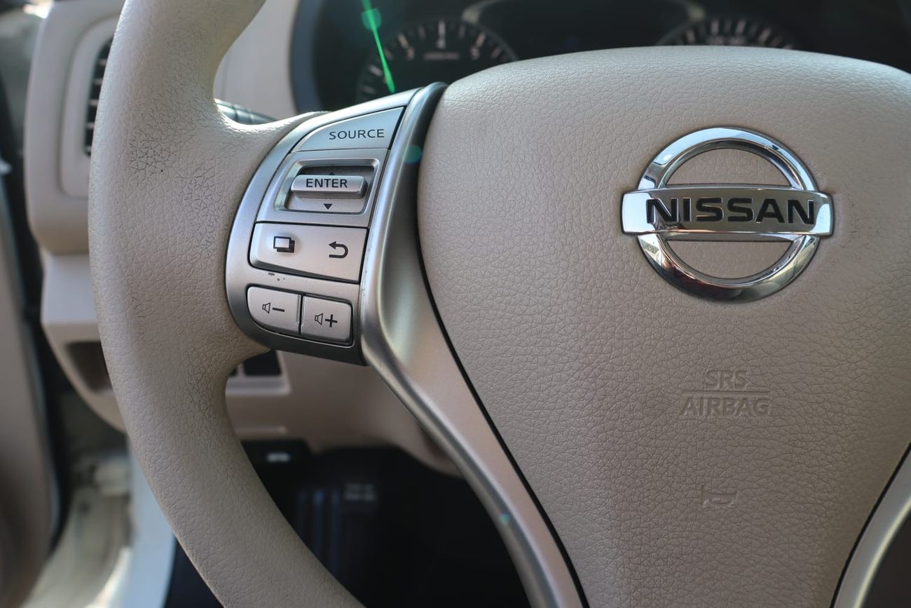 Used Nissan Altima S 2018 for sale in Sharjah - 782796