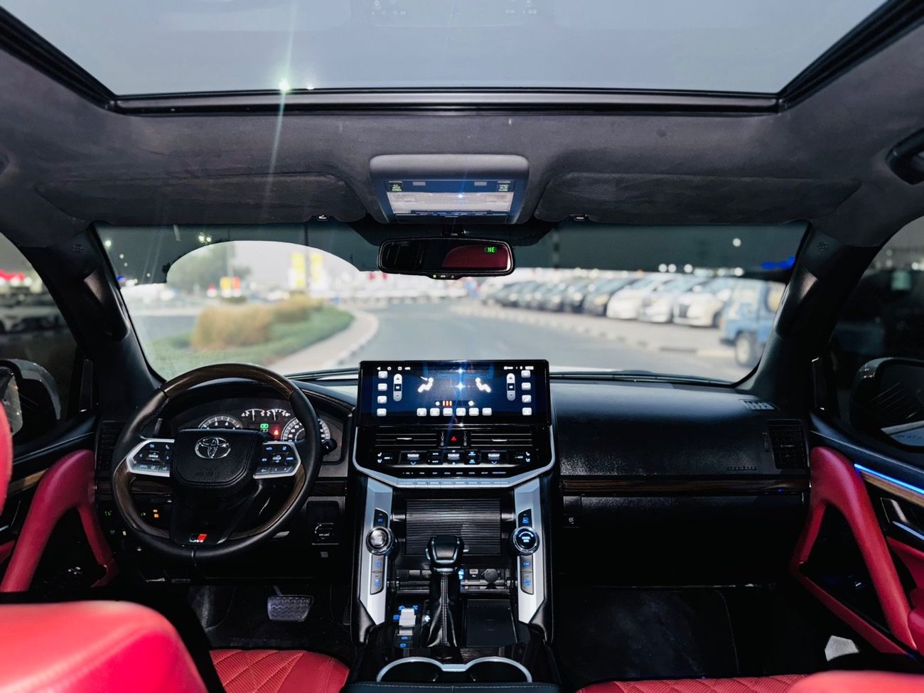 تويوتا لاند كروزر Toyota Land Cruiser 2015 v8 full options VXR