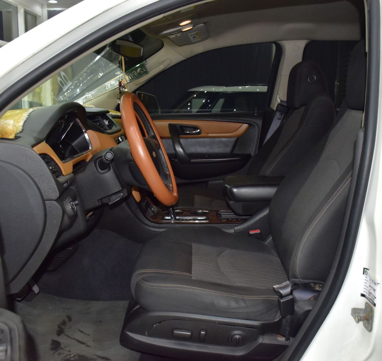 شيفروليه ترافيرس EXCELLENT DEAL for our Chevrolet Traverse LT ( 2014 Model ) in White Color GCC Specs