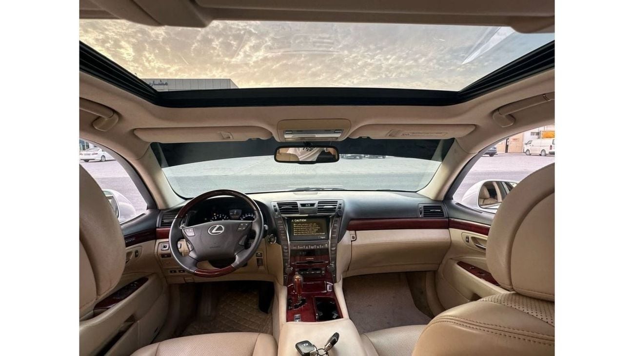 Lexus LS460