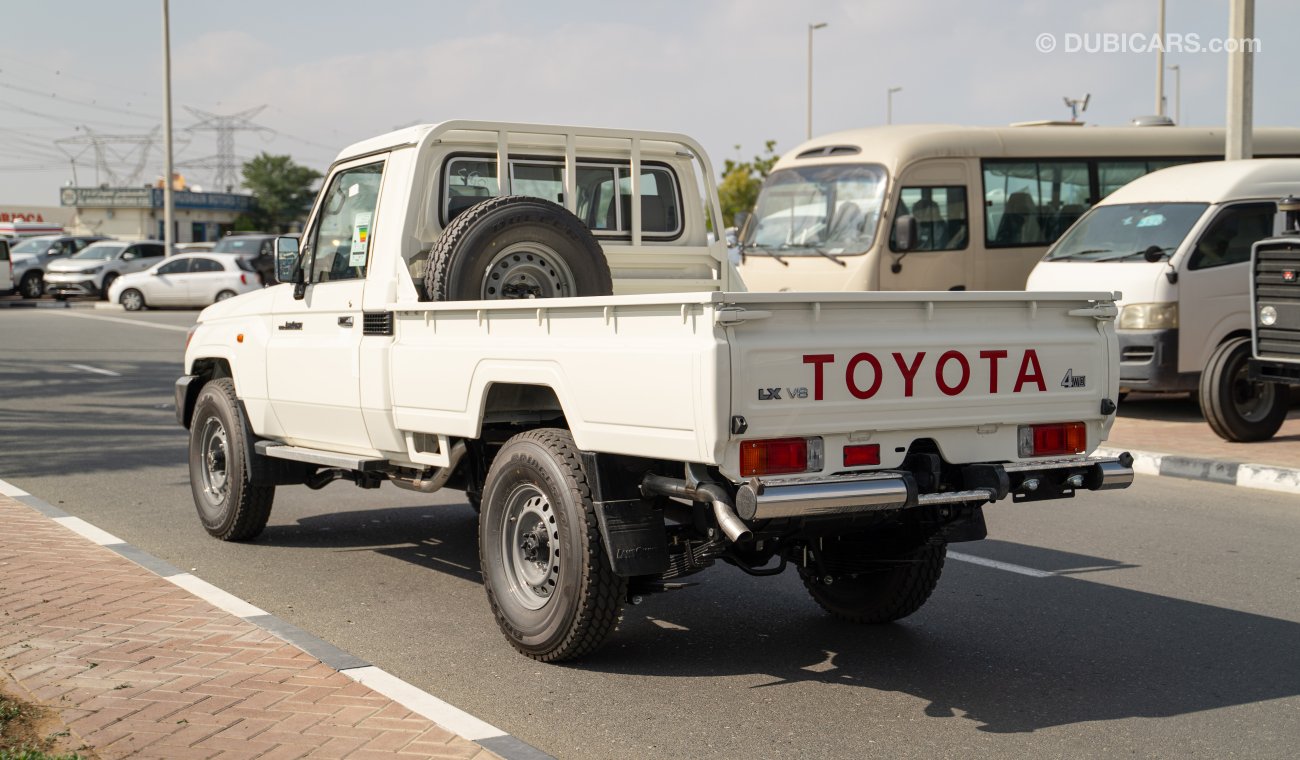 تويوتا لاند كروزر بيك آب TOYOTA LC PICKUP 79  4.5L V8 DIESEL MT