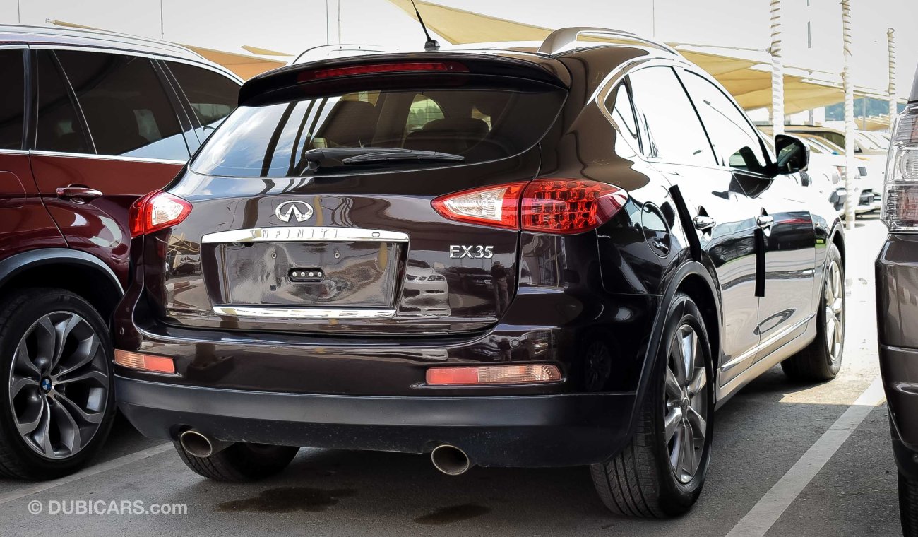 Infiniti EX35