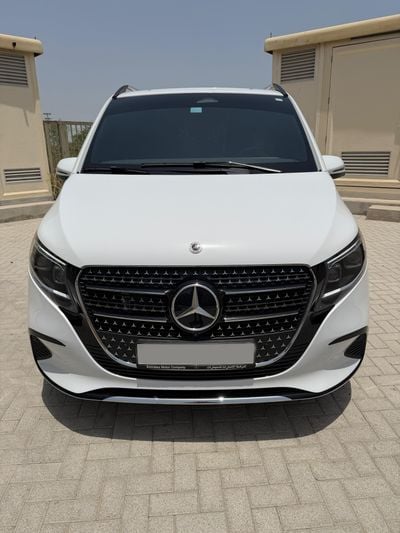 مرسيدس بنز V 300