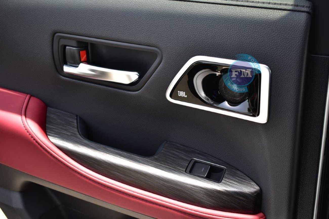 تويوتا لاند كروزر 300 V6 3.5L GR Sport Hybrid 7 Seat Automatic