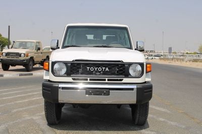 Toyota Land Cruiser 70 LC76 LX