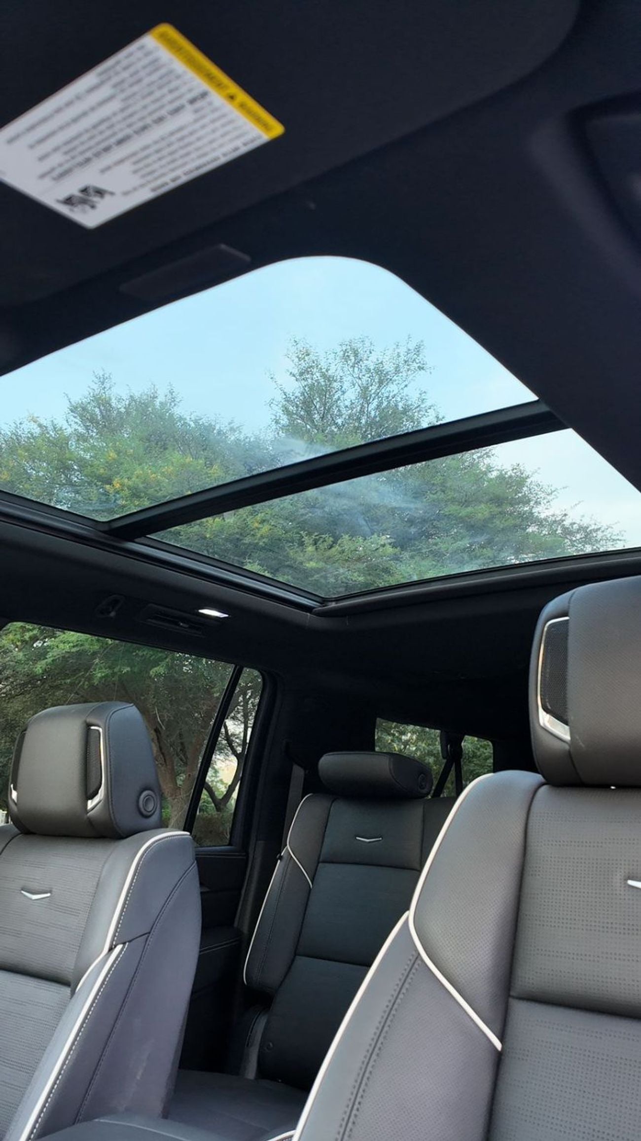 كاديلاك إسكالاد Premium Luxury Platinum 6.2L 4WD