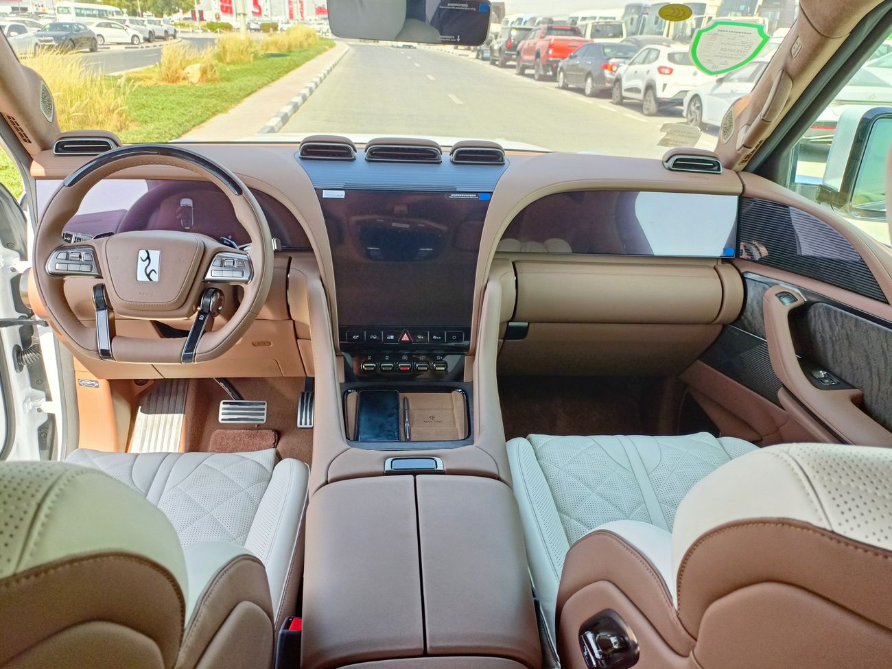 Yangwang U8 Luxury version