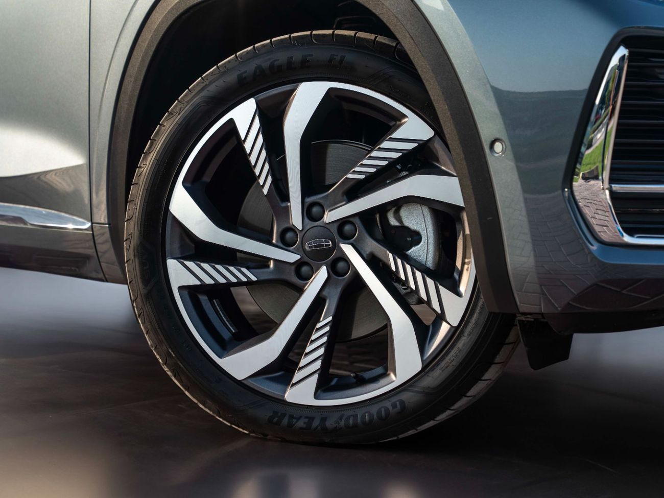 جيلي مونجارو GF 2.0T 4WD