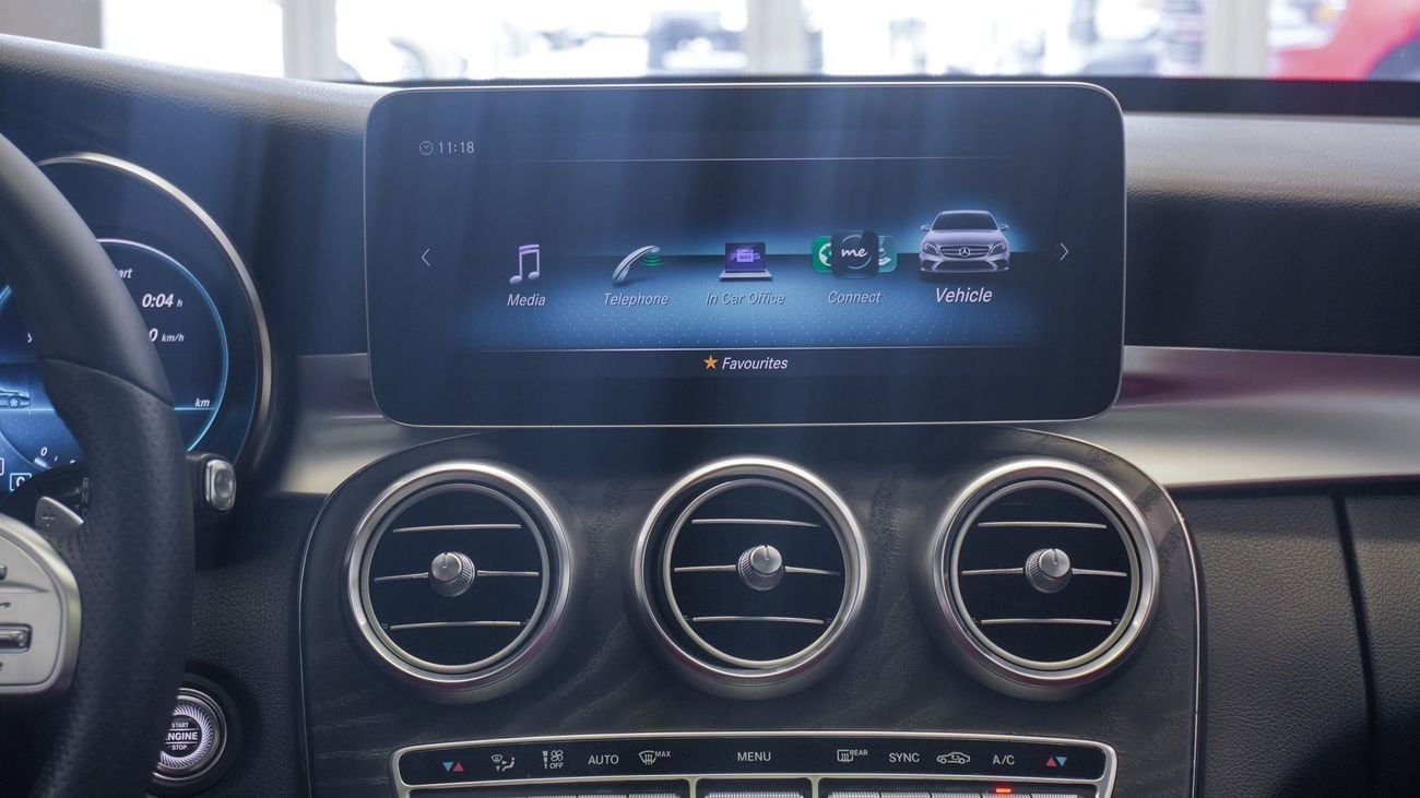 مرسيدس بنز C 200 AMG