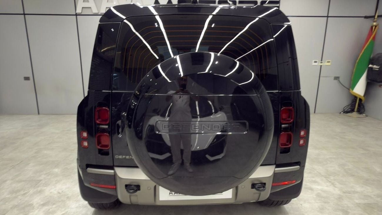 لاند روفر ديفندر P400 110 HSE 3.0L (5 Seater)