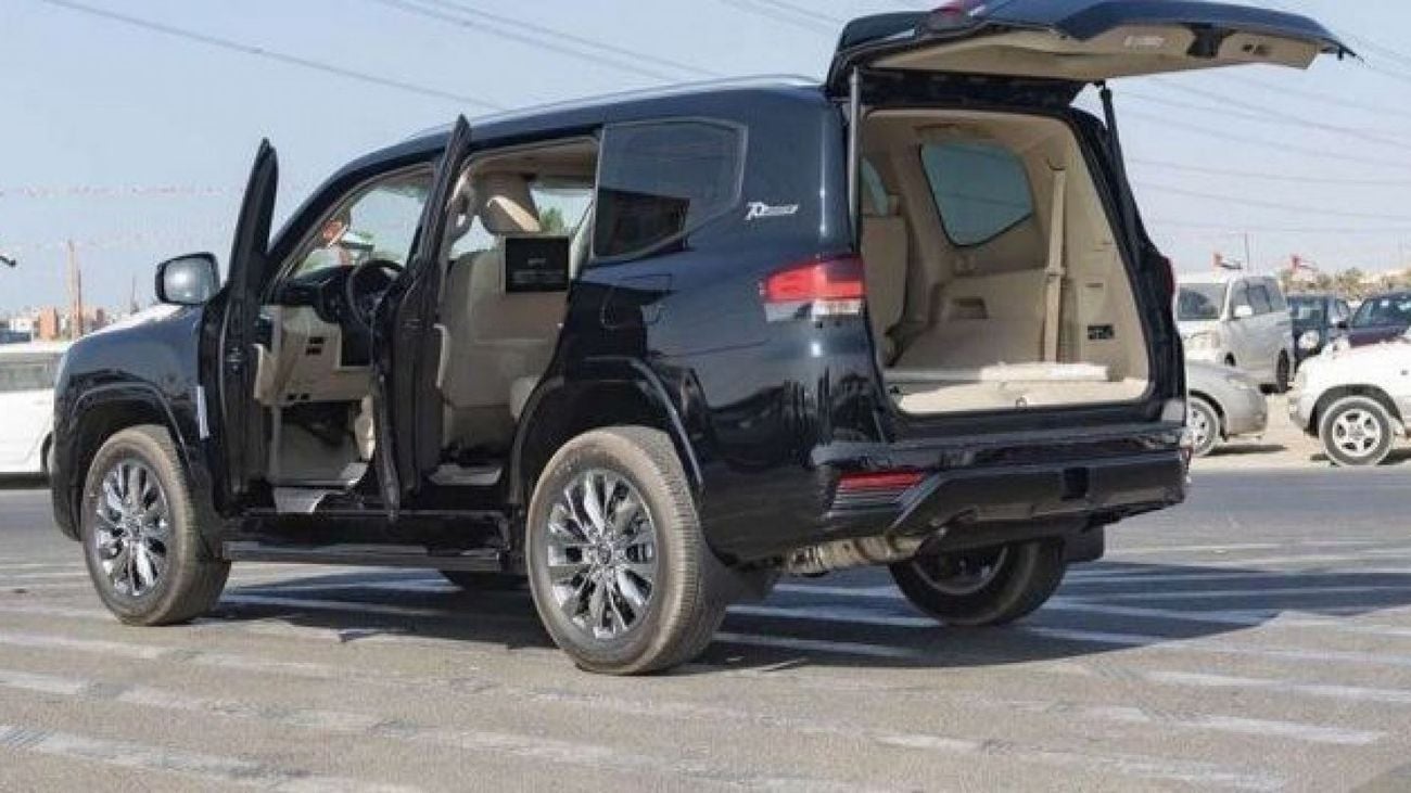 تويوتا لاند كروزر Land cruiser GXR 4.0L FULL OPTION 2025