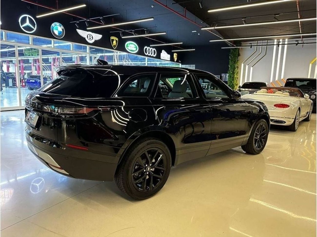 Land Rover Range Rover Velar 2025 Range Rover Velar P250 DYNAMIC SE/WARRANTY AND SERVICE CONTRACT UNLIMITED MILEAGE