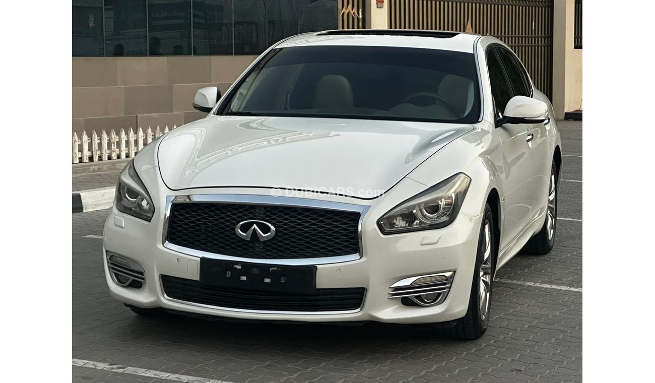 إنفينيتي Q70 سبورت