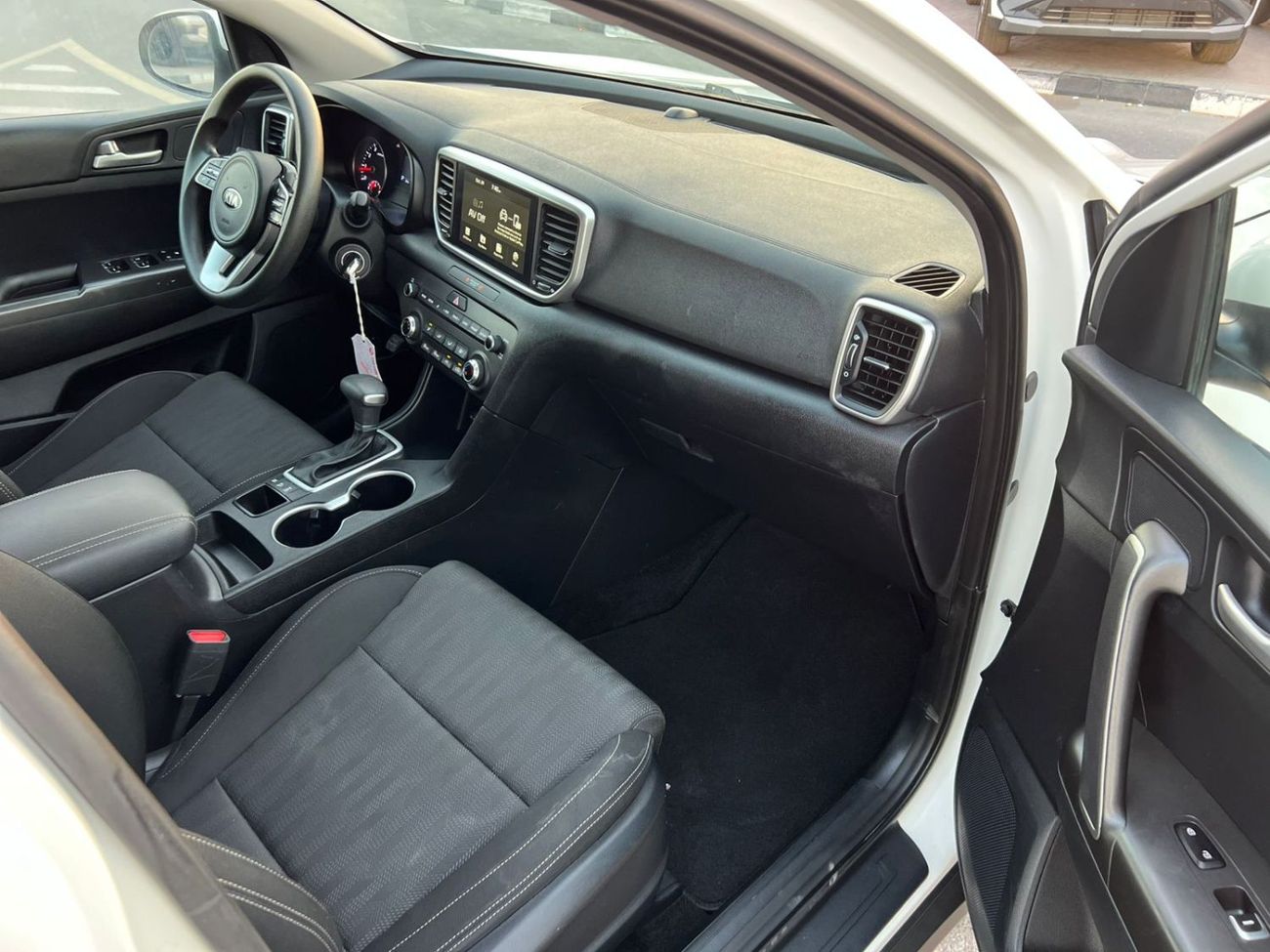 Kia Sportage 2022 Kia  Sportage Mioption-Rear Camara - Radar system - 2.4L V4 - AWD 4x4 - Cruse Control