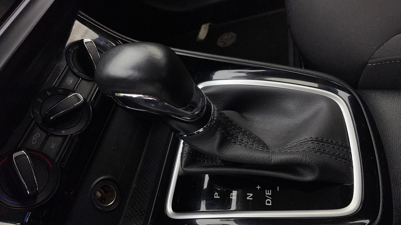 أم جي 5 STD 1.5 | بدون دفعة مقدمة | اختبار قيادة مجاني للمنزل