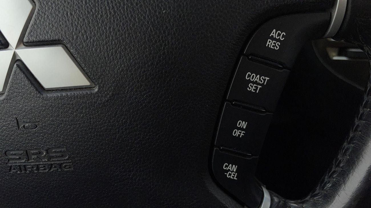 Mitsubishi Pajero GLS HIGHLINE 3 | Zero Down Payment | Home Test Drive