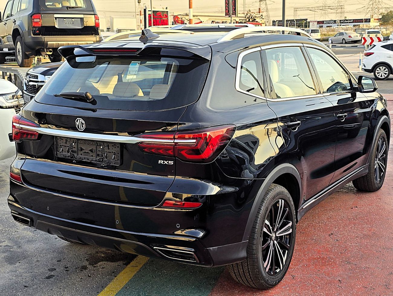 أم جي RX5 Mg RX5 Comfort 1.5l A/T black ⚫ 2024 model with Panoramic Roof and Push Start