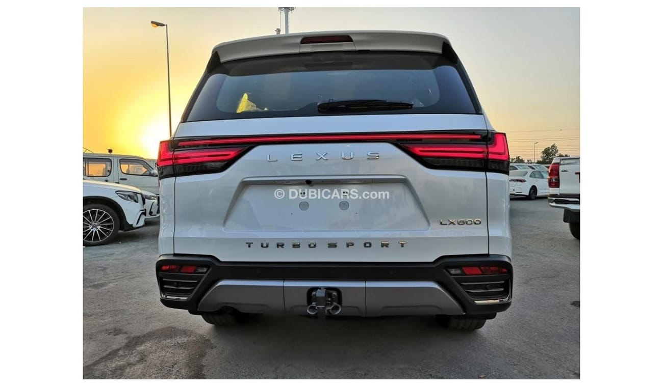 Lexus LX 600