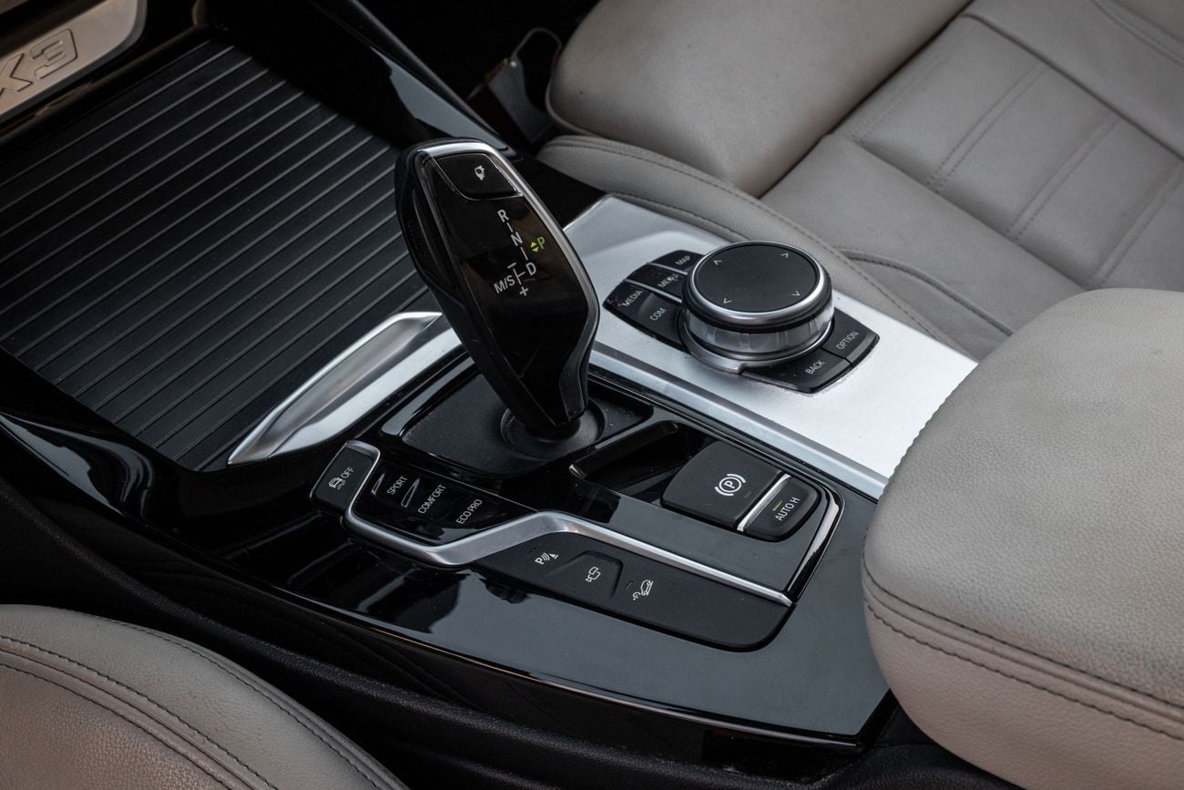 BMW X3 XDRIVE 30i M SPORT X3 M-Kit | 2,155 P.M | 0% Downpayment | LOW KMS!