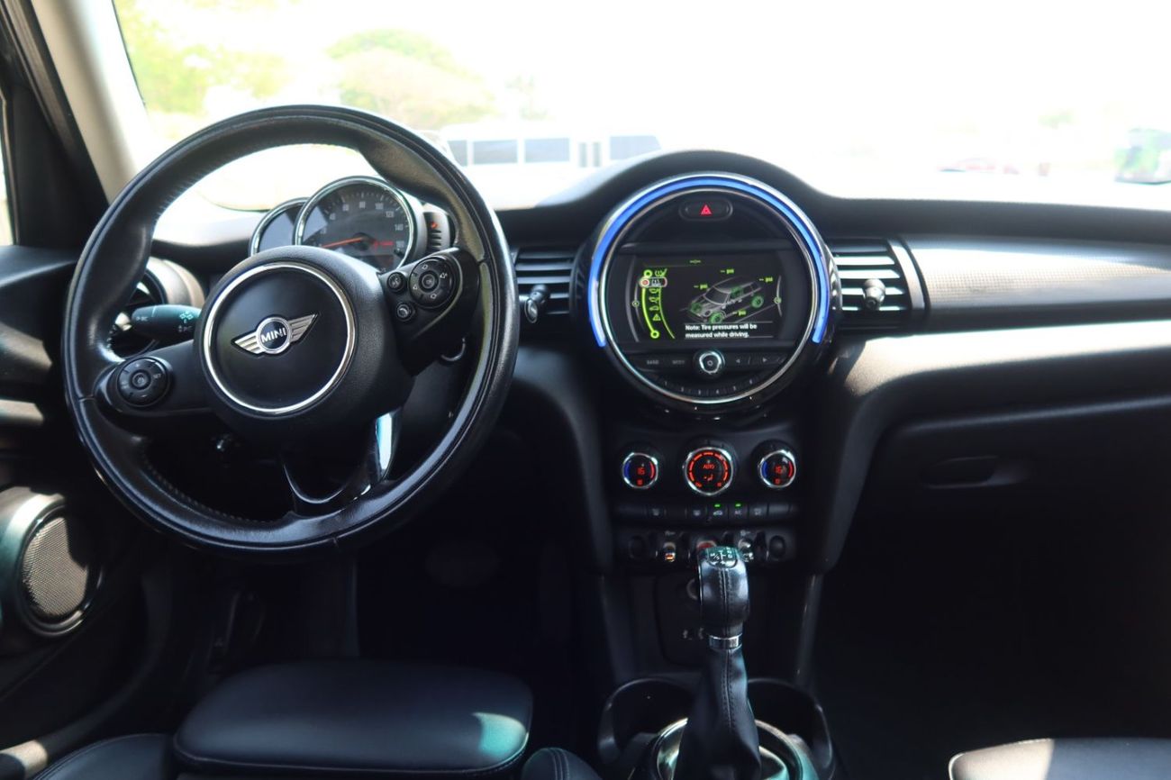 ميني كوبر Std 1.6L