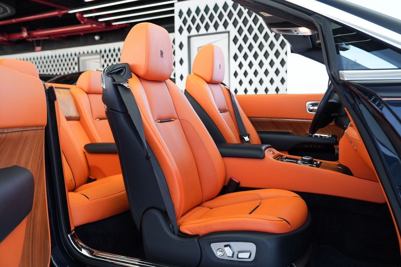 رولز رويس داون Rolls Royce Dawn