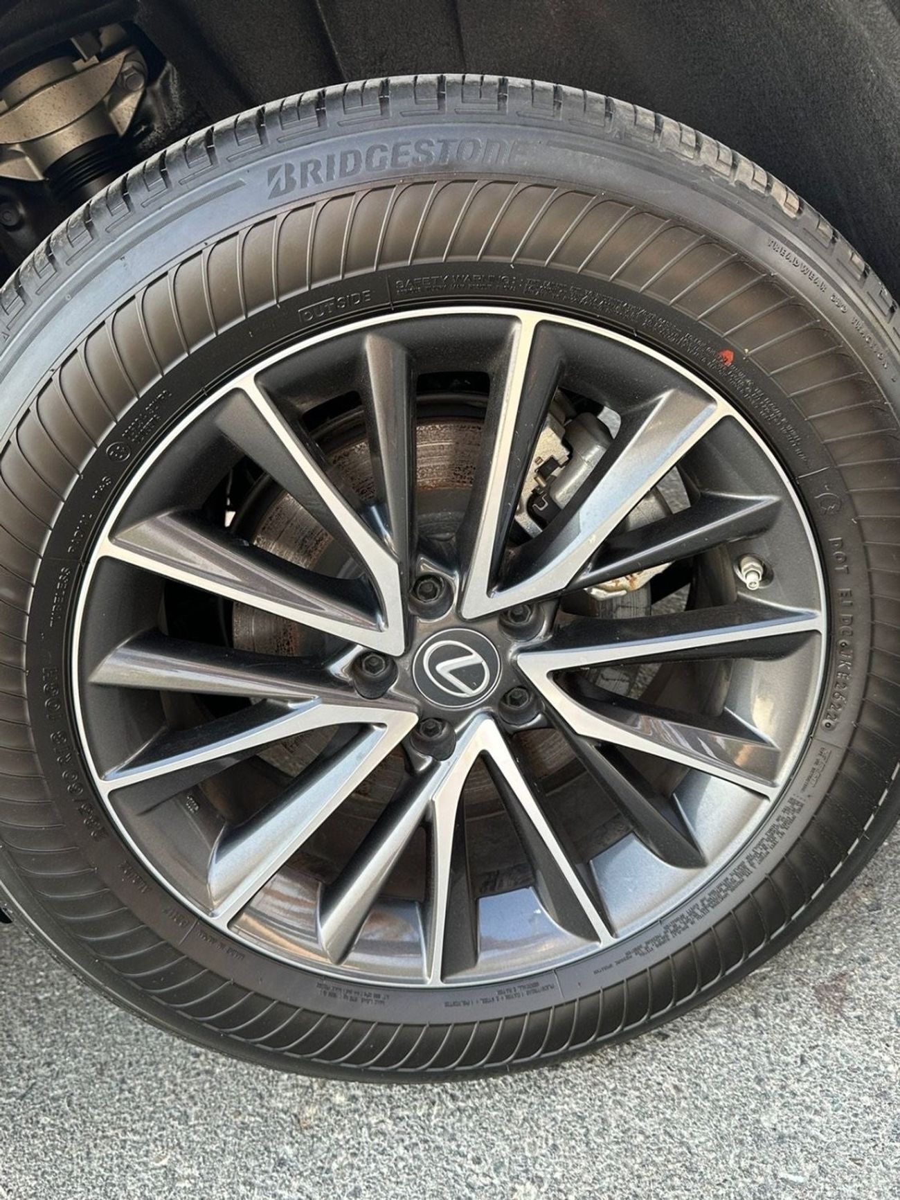 لكزس NX350 Nx350 premium 4x4 full option