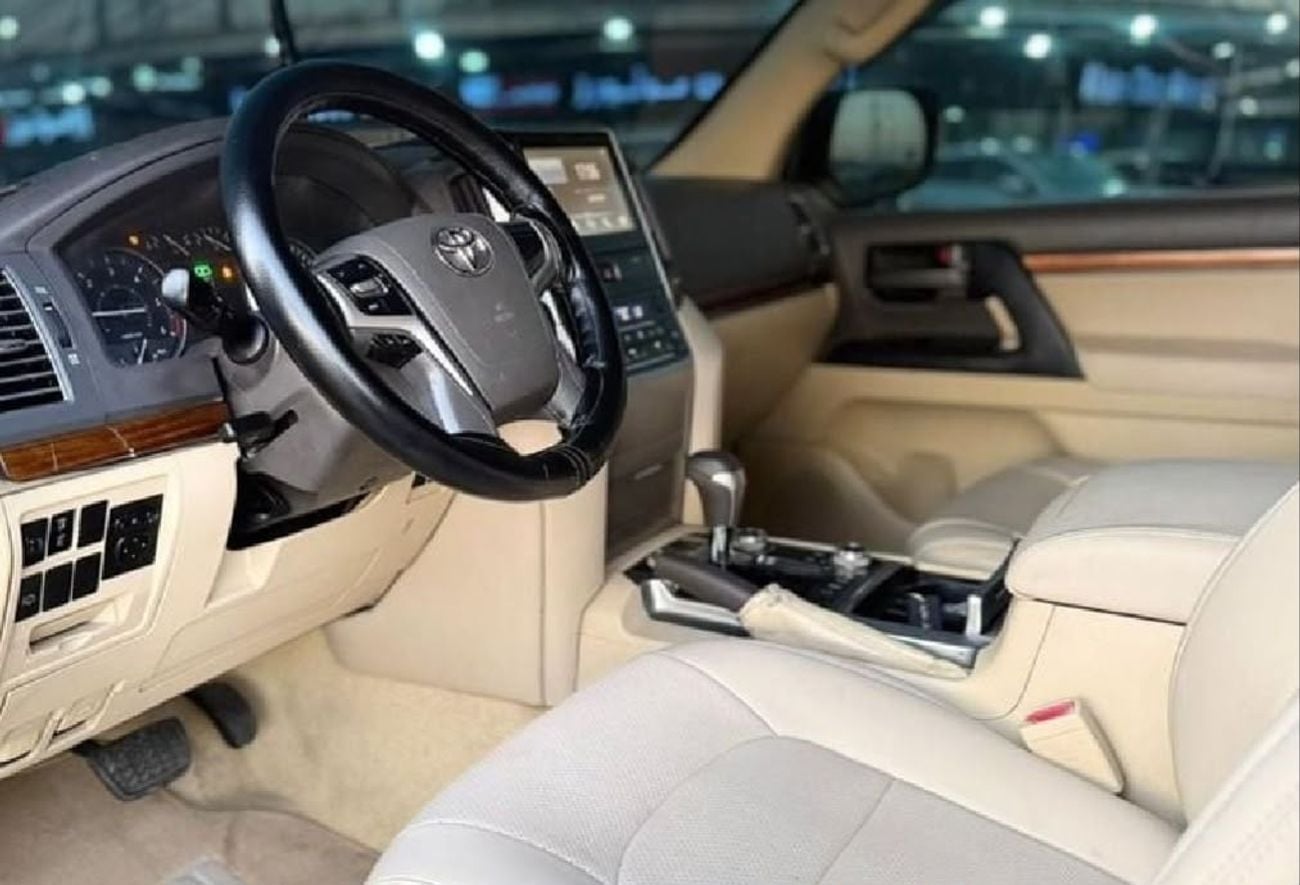 Toyota Land Cruiser GXR