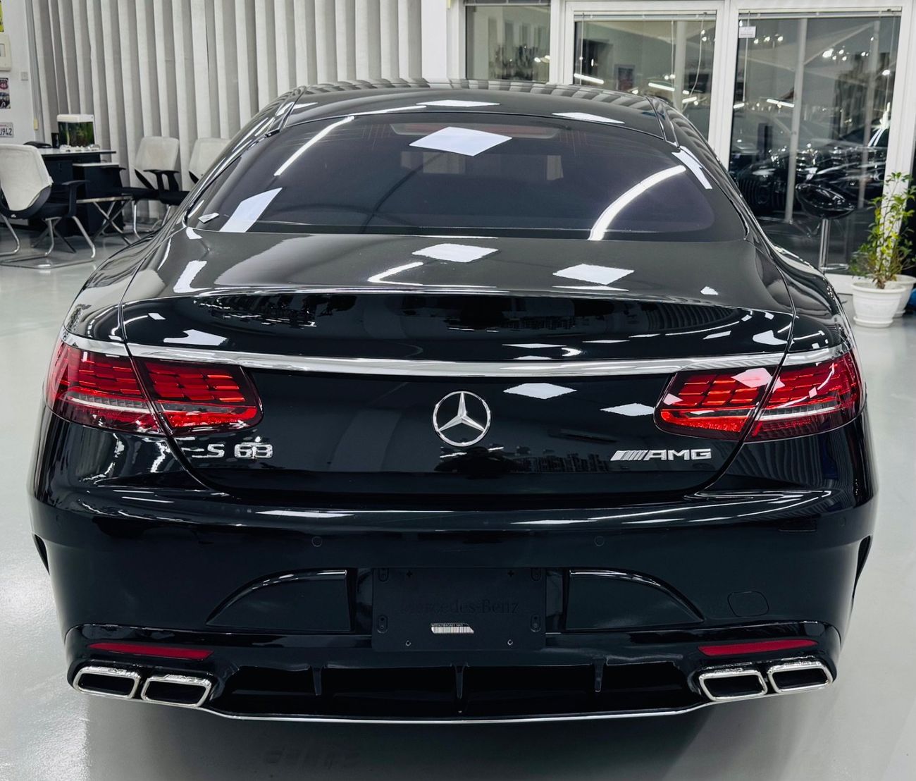 Mercedes-Benz S 63 AMG Coupe S63 .. V8 .. Perfect Condition .