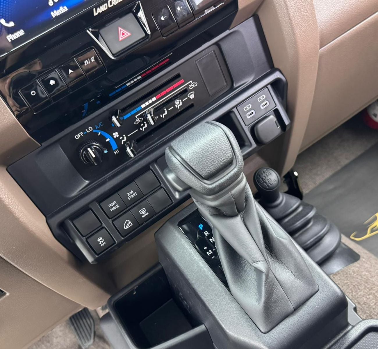 تويوتا لاند كروزر 70 2026 Toyota Land Cruiser 70 Series LC 76 LX, 2030 Toyota Warranty And Service Pack, GCC
