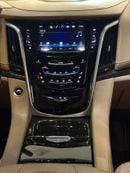 Cadillac Escalade L Platinum 6.2L  | 2019 | GCC SPECS | AGENCY MAINTAINED