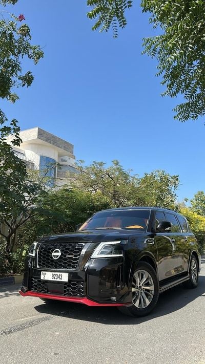 Infiniti QX80 v8