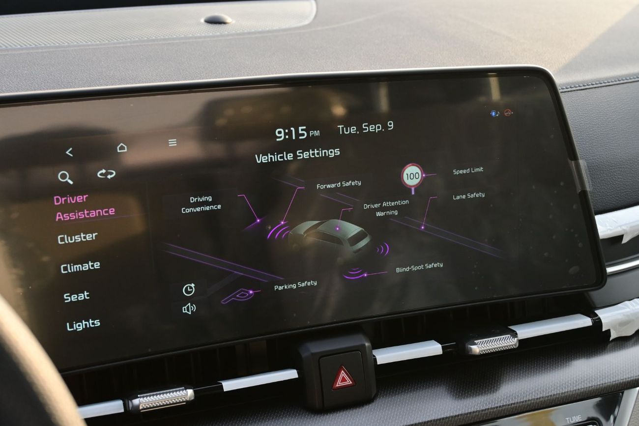 Kia Sportage Kia Sportage 2.0L Hybrid, Color Black, Model 2025