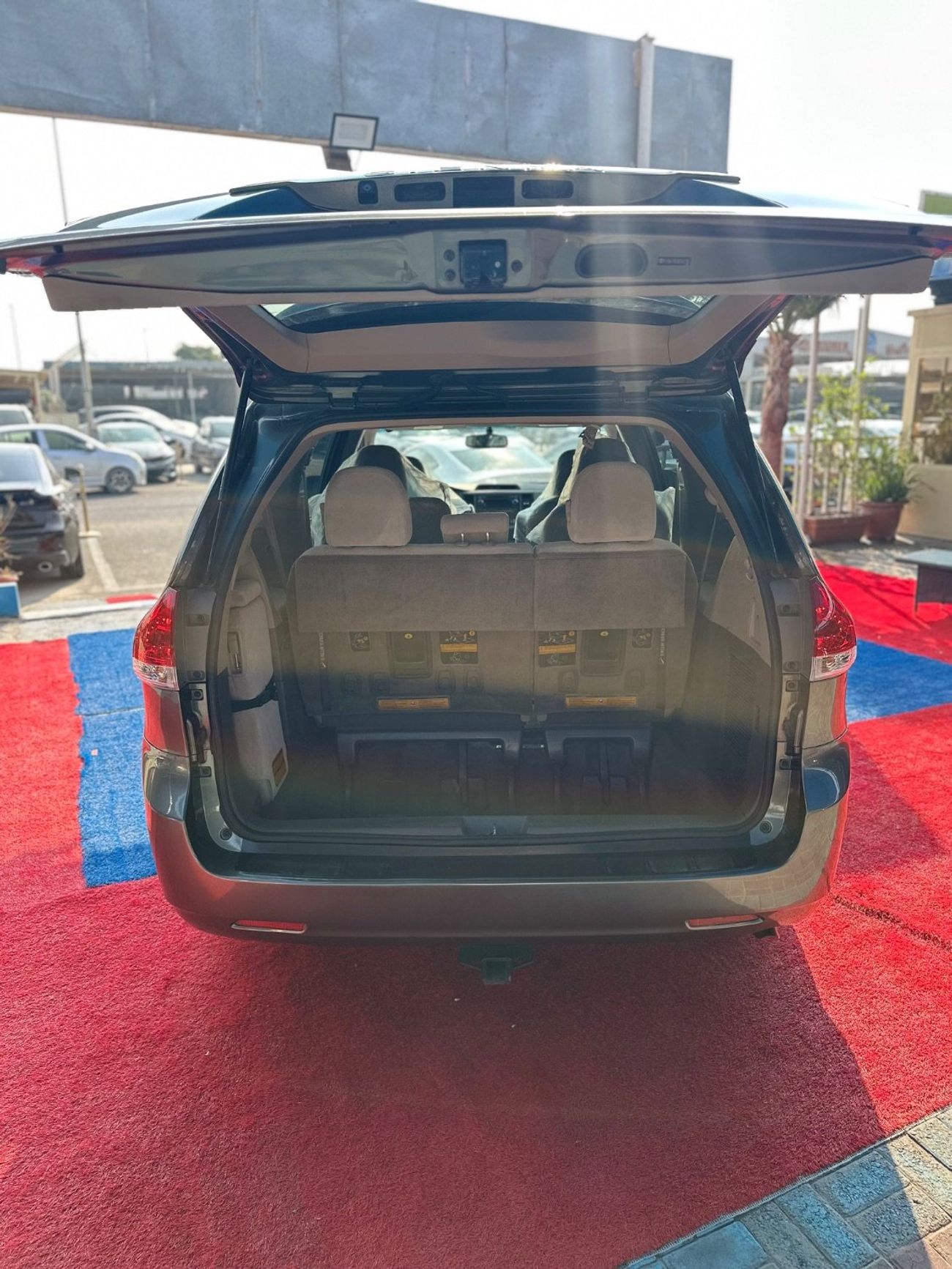 تويوتا سيينا