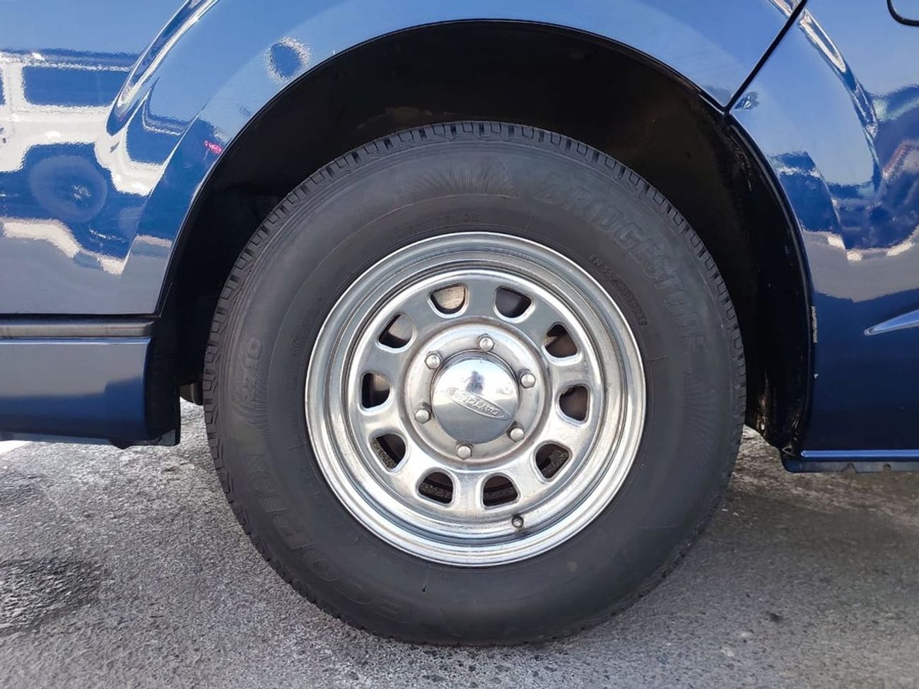 تويوتا هاياس TOYOTA HIACE VAN RHD 2015 MODEL 3.0 L DIESEL AUTOMATIC(PM16253)