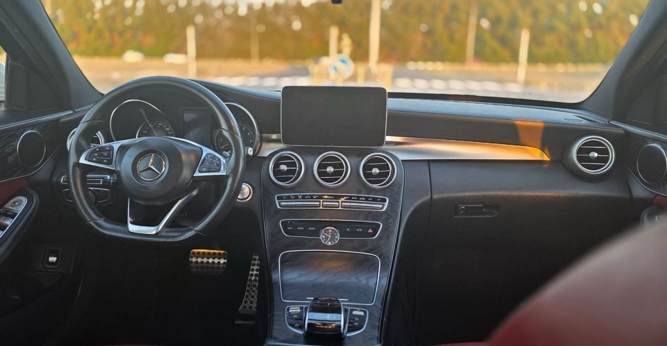 Mercedes Benz C200 AMG